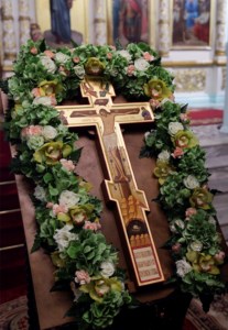 Всенощное бдение c Чином Воздвижения Креста в храме в честь Сошествия Святого Духа города Саратова