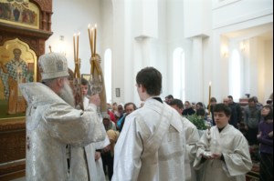 Божественная литургия в храме во имя святого равноапостольного великого князя Владимира г. Саратова