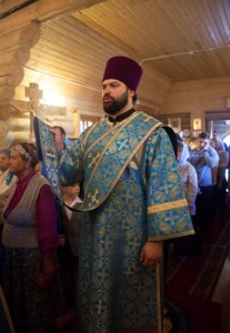 Божественная литургия в храме в честь Рождества Пресвятой Богородицы г.Саратова