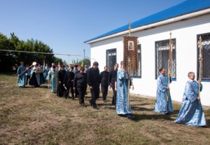 Божественная литургия в Свято-Успенском храме пос. Возрождение Хвалынского района