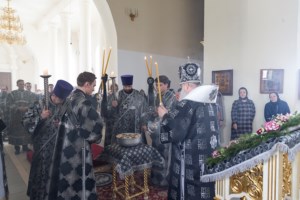 Литургия Преждеосвященных Даров в Свято-Троицком кафедральном соборе г. Вольска