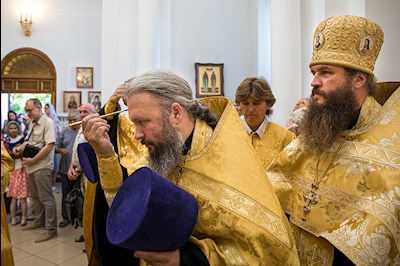 В саратовских храмах отметили День Крещения Руси
