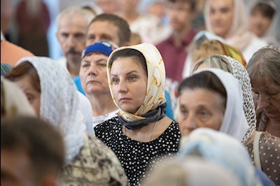 Митрополит Игнатий совершил Божественную литургию в храме Покрова Пресвятой Богородицы г. Петровска