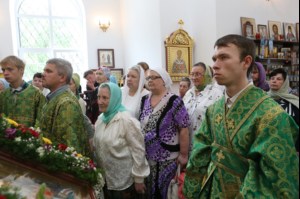 Божественная литургия в храме во имя святителя Луки (Войно-Ясенецкого) города Саратова