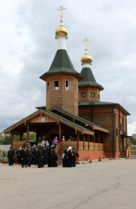 Божественная литургия в храме в честь Сретения Господня г. Саратова