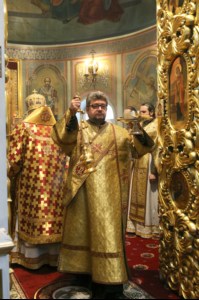 Божественная литургия в храме во имя Всех Святых, в земле Российской просиявших г. Саратова