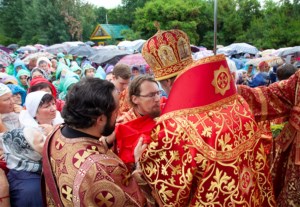 Божественная литургия в Вавиловом Доле
