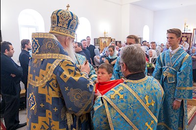Божественная литургия в храме в честь Владимирской иконы Божией Матери с. Багаевка