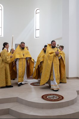 Божественная литургия в храме святителя Тихона, Епископа Воронежского, Задонского чудотворца г. Саратова