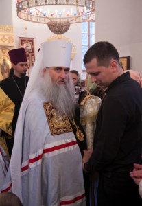 Божественная литургия на Архиерейском подворье — храме святых равноапостольных Кирилла и Мефодия при СГУ