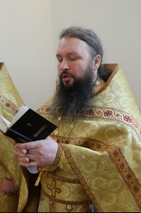 Божественная литургия в храме во имя святого равноапостольного великого князя Владимира г. Саратова