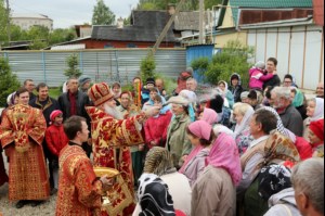 Божественная литургия в храме во имя святых первоверховных апостолов Петра и Павла г. Аткарска