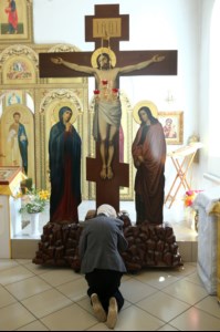 Божественная литургия в храме святых первоверховных апостолов Петра и Павла г. Красноармейска