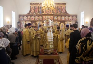 Божественная литургия в храме во имя святителя Николая Японского г. Саратова