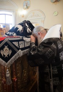 Литургия Преждеосвященных Даров на Архиерейском подворье — храме во имя святого апостола и евангелиста Иоанна Богослова при Саратовской православной духовной семинарии
