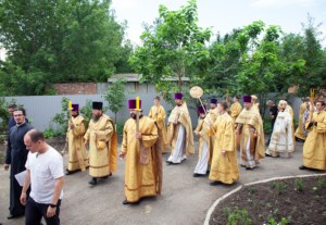 Божественная литургия в храме святых первоверховных апостолов Петра и Павла г. Красноармейска