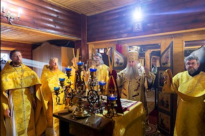 Великое освящение храма Казанской иконы Божией Матери г. Вольска и Божественная литургия в новоосвященном храме