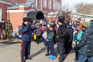 На территории Покровского храма г. Саратова прошел зимний праздник