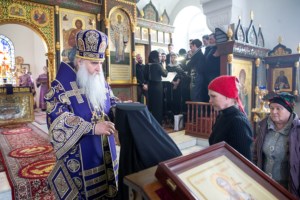 Литургия Преждеосвященных Даров в храме в честь иконы Божией Матери «Утоли моя печали» г. Саратова