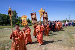Божественная литургия в храме в честь Воскресения Христова с. Ивано-Языковка Аткарского района