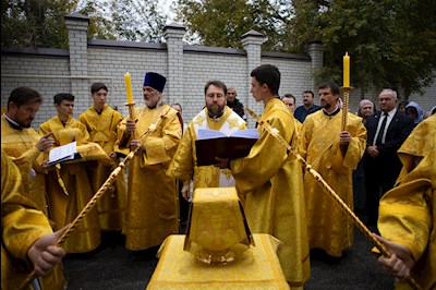 Митрополит Игнатий совершил Великое освящение храма святой блаженной Ксении Петербургской п. Красный Текстильщик и Божественную литургию в новоосвященном храме
