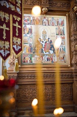 Митрополит Игнатий совершил Божественную литургию в храме Новомучеников и исповедников Саратовских г. Саратова