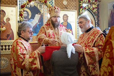 Митрополит Игнатий совершил Божественную литургию в храме святых мучениц Веры, Надежды, Любови и матери их Софии поселка Светлый