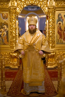 Митрополит Игнатий совершил всенощное бдение в Свято-Троицком кафедральном соборе г. Саратова