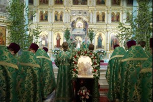 Божественная литургия в храме Сошествия Святого Духа г. Саратова