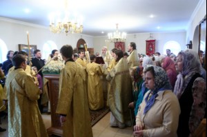 Божественная литургия в храме в честь иконы Божией Матери «Скоропослушница» г.Шиханы Вольского района