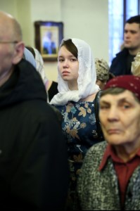 Божественная литургия на Архиерейском подворье — храме во имя преподобного Серафима Саровского г.Саратова