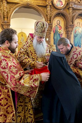 Божественная литургия в храме во имя святых бессребреников и чудотворцев Космы и Дамиана г. Саратова