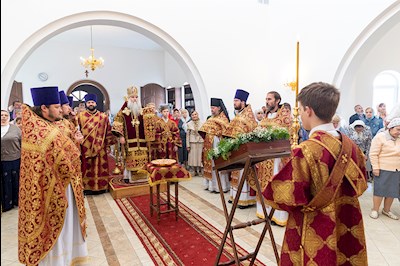Божественная литургия в храме во имя святых благоверных князей страстотерпцев Бориса и Глеба г. Саратова