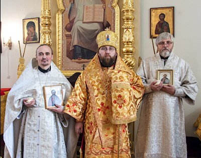 Митрополит Игнатий совершил Божественную литургию в храме Казанской иконы Божией Матери г. Саратова