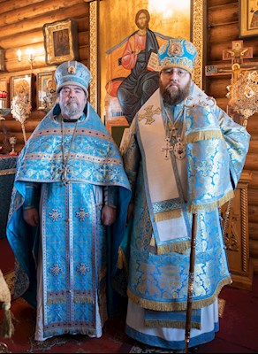 Митрополит Игнатий совершил Божественную литургию в храме в честь Сретения Господня г. Саратова