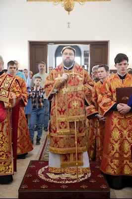 Митрополит Игнатий совершил Божественную литургию в храме святого апостола и евангелиста Иоанна Богослова г. Саратова