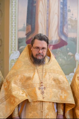 Митрополит Игнатий совершил Божественную литургию в Покровском соборе г. Саратова