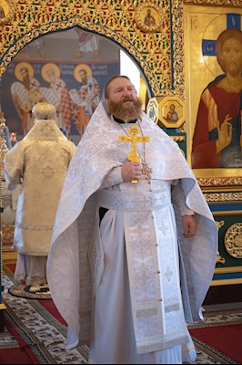 Митрополит Игнатий совершил Божественную литургию и панихиду в Свято-Никольском мужском монастыре г.Саратова