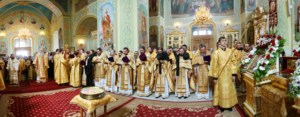 Божественная литургия и молебен у мощей святого равноапостольного князя Владимира в Покровском храме г.Саратова