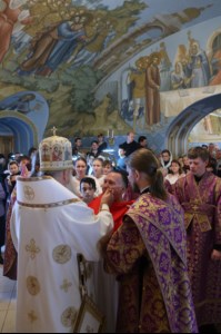 Крещальная литургия в Свято-Троицком кафедральном соборе г. Саратова