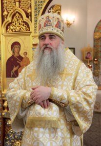 Божественная литургия в саратовском храме святителя Луки Исповедника, архиепископа Симферопольского