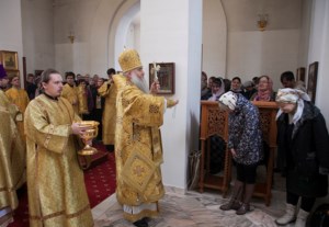 Божественная литургия в Свято-Алексиевском женском монастыре г. Саратова