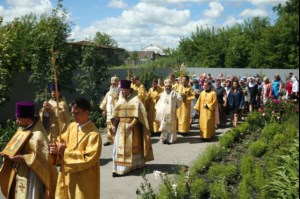 Божественная литургия в храме святых первоверховных апостолов Петра и Павла г. Красноармейска