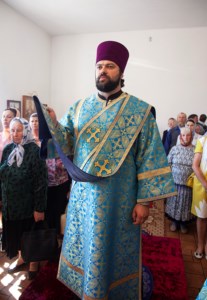 Божественная литургия в Свято-Успенском храме пос. Возрождение Хвалынского района