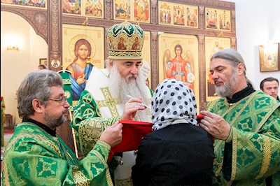 Божественная литургия в храме преподобного Сергия Радонежского г. Саратова