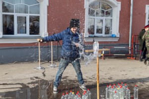 На территории Покровского храма г. Саратова прошел зимний праздник