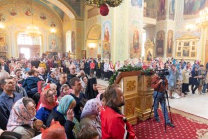 Состоялось соборное служение архиереев и духовенства Саратовской митрополии