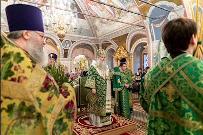 Всенощное бдение в Свято-Троицком кафедральном соборе г. Саратова