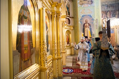 Митрополит Игнатий совершил всенощное бдение в Покровском соборе г. Саратова