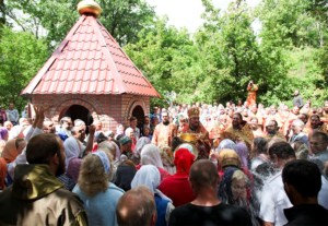 Божественная литургия в Вавиловом Доле